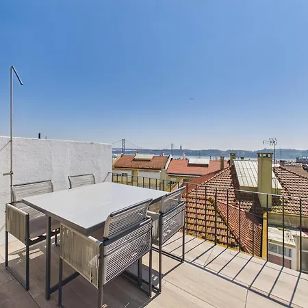 アパート Luxurious Loft : Bridge-view Rooftop | By Airnest *