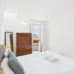 Luxurious Loft : Bridge-view Rooftop | By Airnest Appartamento