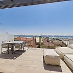 Luxurious Loft : Bridge-view Rooftop | By Airnest Appartamento