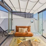 Luxurious Loft : Bridge-view Rooftop | By Airnest Lisbona