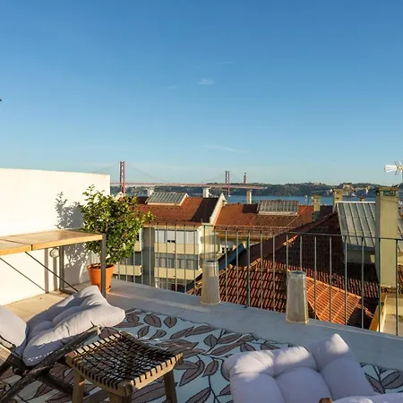 Lägenhet Luxurious Loft : Bridge-view Rooftop | By Airnest Lisboa