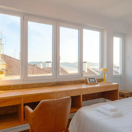 Luxurious Loft : Bridge-view Rooftop | By Airnest Lisboa