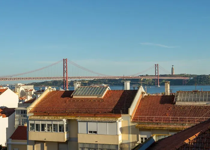 Luxurious Loft : Bridge-view Rooftop | By Airnest Appartement