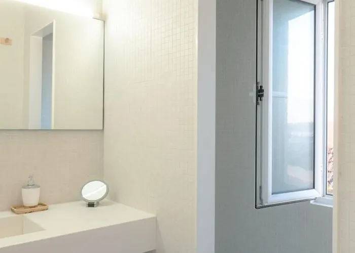 Luxurious Loft : Bridge-view Rooftop | By Airnest Appartement