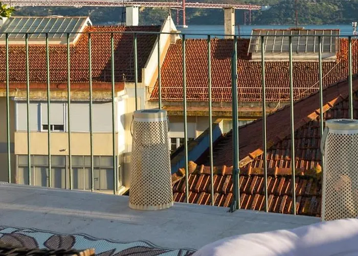 Luxurious Loft : Bridge-view Rooftop | By Airnest Lisboa